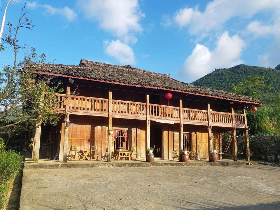 Lo Lo Homestay & Cafe Meo Vac Buitenkant foto