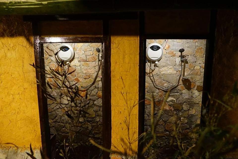Lo Lo Homestay & Cafe Meo Vac Buitenkant foto