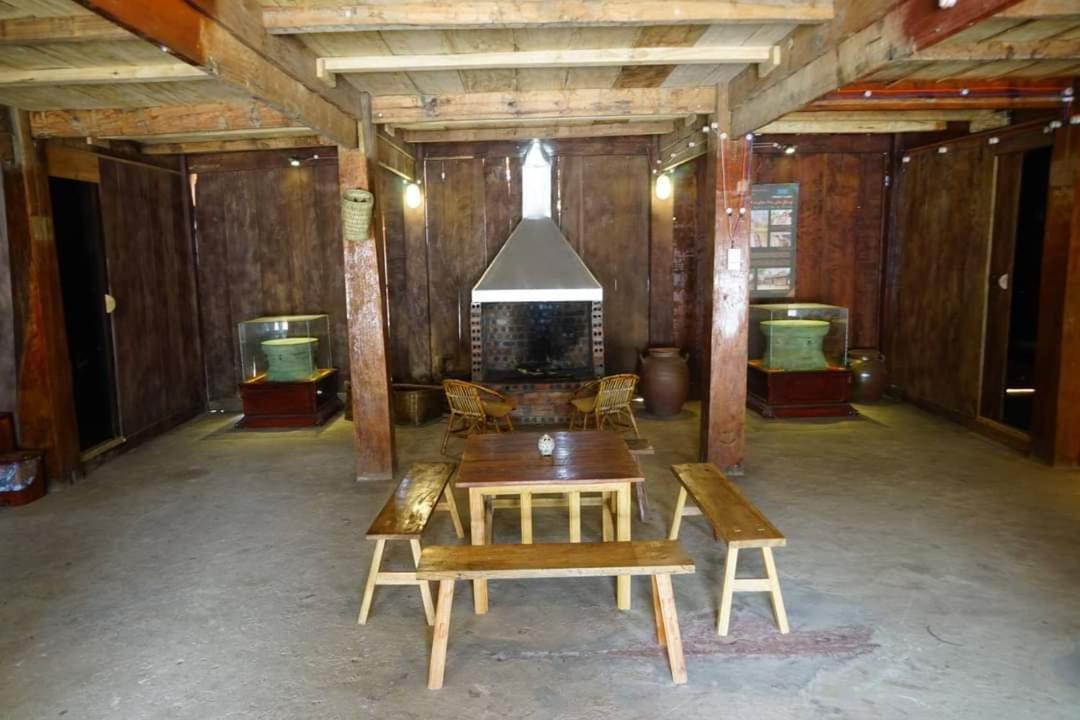 Lo Lo Homestay & Cafe Meo Vac Buitenkant foto