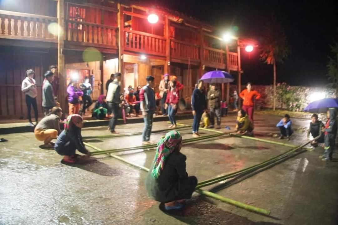 Lo Lo Homestay & Cafe Meo Vac Buitenkant foto