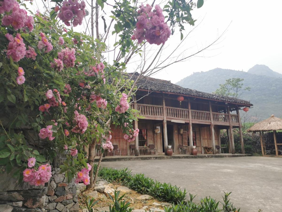 Lo Lo Homestay & Cafe Meo Vac Buitenkant foto